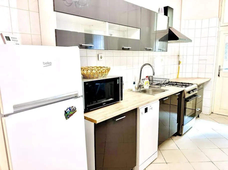 Y2 Central Station Central Flat Apartment Budapest Hungary